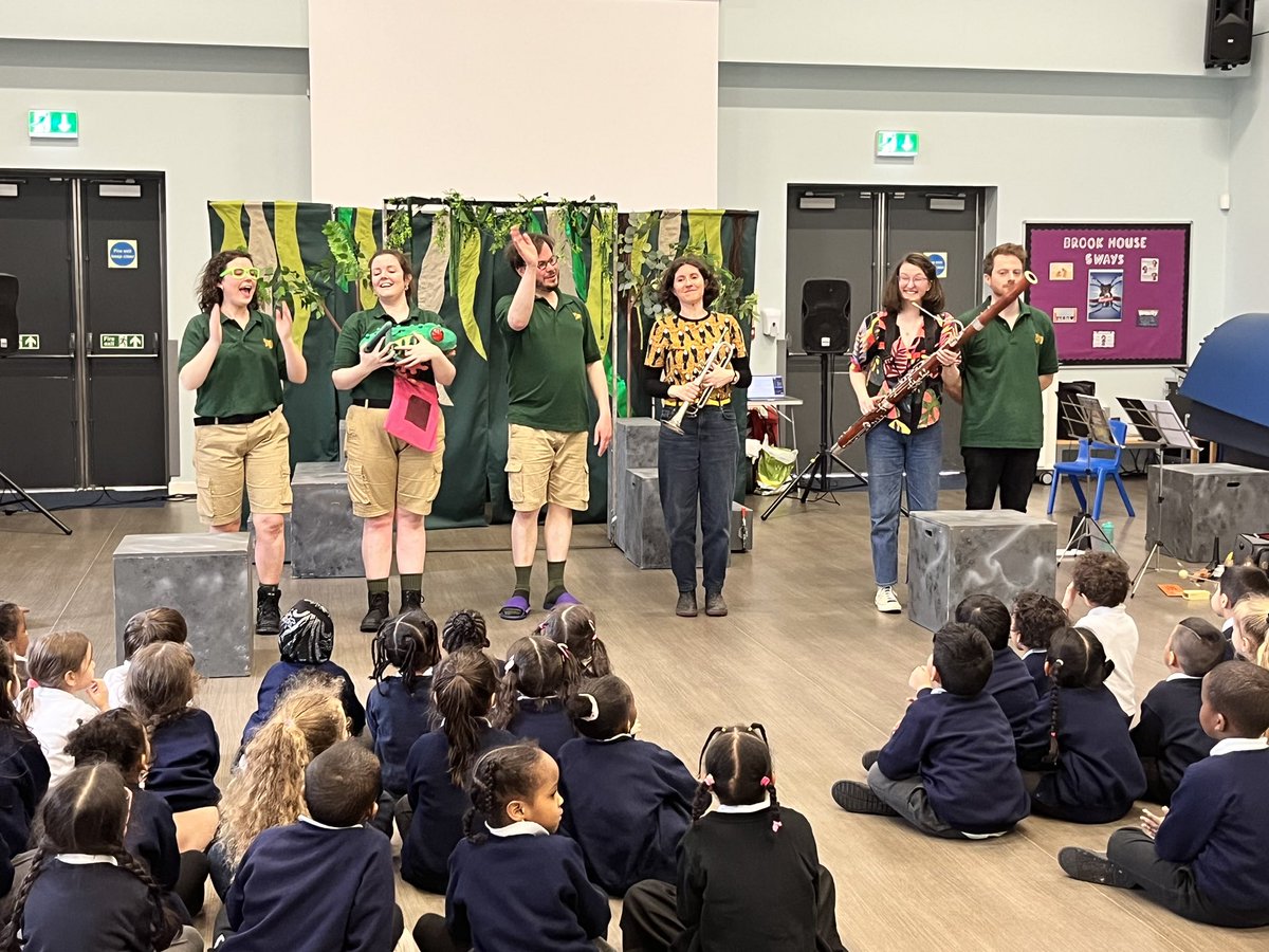 An amazing afternoon for EYFS who were visited by the English Touring Opera for their production - ZOO #yourchildourpriority <a href="/LionAcTrust/">Lion Academy Trust</a> <a href="/AaronLionLearn/">Aaron Wright</a>