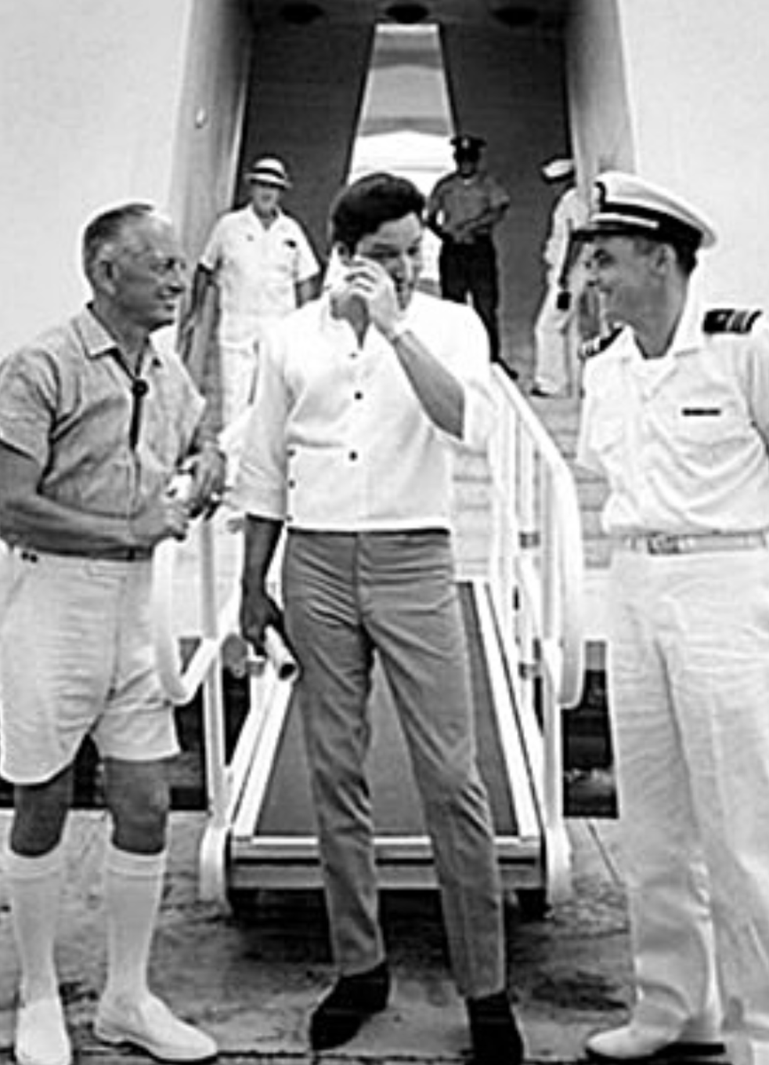 PoweredSinger's tweet image. #ElvisPresley