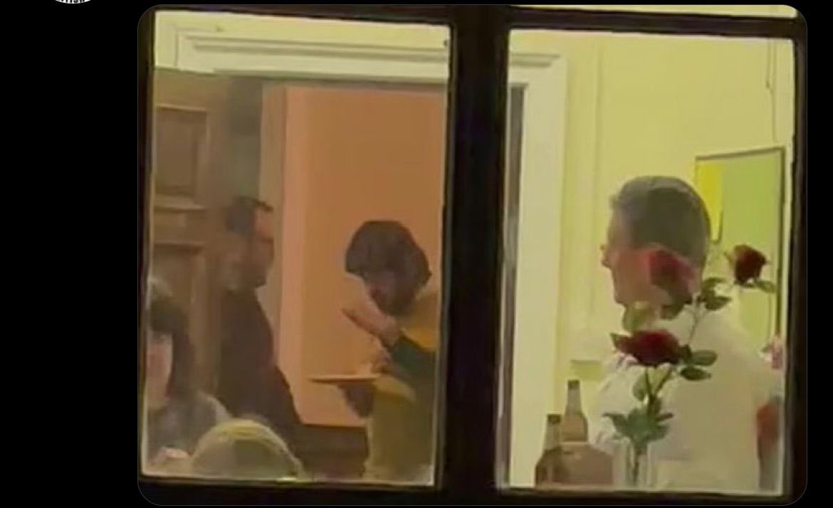 TottenhamConse1's tweet image. Riddle me this: When is a party not a party?

When it’s a Labour Party!

As the media focuses on Boris’ cake, lets not forget a certain party &amp;amp; curry in Durham…..