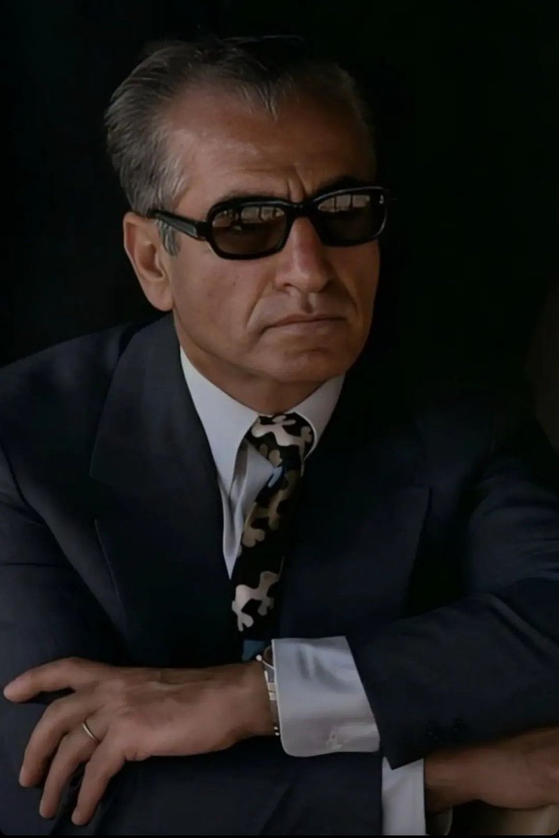 اعتبار اگه شکل بود این شکلی بود
#محمدرضا_شاه 
#پهلوی 
#ایران 
#Iran