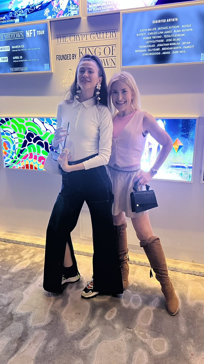 MichelleSmoller's tweet photo. Love seeing this beautiful fabulous talented lady (and her partner). Always such a delight! And great to be @crypt_gallery last night with friends ❤️❤️💫🙌 https://t.co/NaJVvFvalH