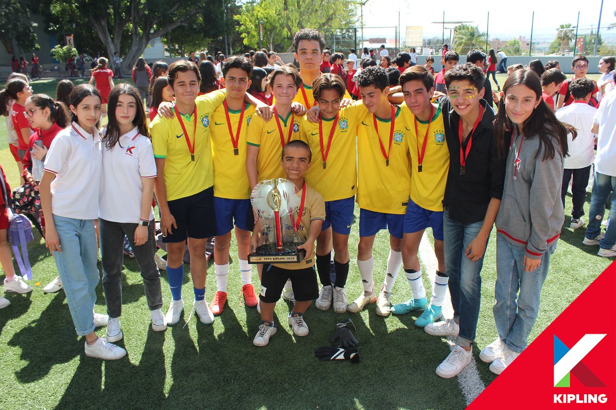 kiplingirapuato's tweet photo. ⚽️ 🇫​​​​​🇮​​​​​🇳​​​​​🇦​​​​​🇱​​​​​ 🇫​​​​​🇺​​​​​🇹​​​​​🇧​​​​​🇴​​​​​🇱​​​​​ 🇻​​​​​🇦​​​​​🇷​​​​​🇴​​​​​🇳​​​​​🇮​​​​​🇱​​​​​ 🇸​​​​​🇪​​​​​🇨​​​​​🇺​​​​​🇳​​​​​🇩​​​​​🇦​​​​​🇷​​​​​🇮​​​​​🇦​​​​​ ⚽️
¡Felicidades Campeones! #secundariakipling https://t.co/0id5gyv7Ho