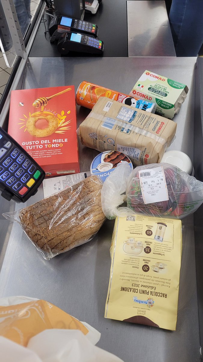 28 euro di spesa tutto ciò.
28 euro. 
voglio morire.