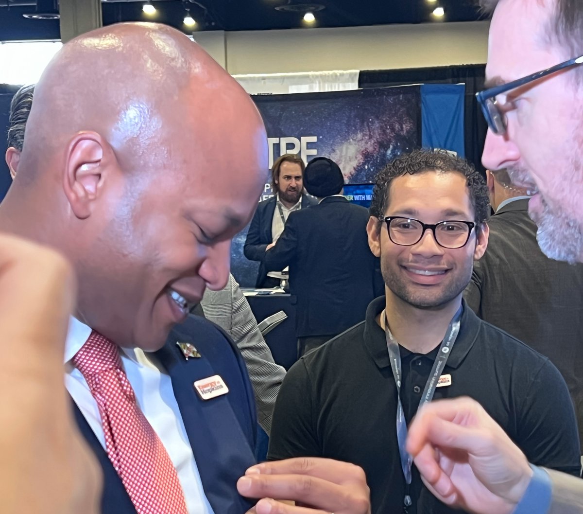 Maryland Governor (and JHU alum) <a href="/iamwesmoore/">Wes Moore</a> visited us at #ARPAE23 to chat w/ @EnergyAtHopkins team about Maryland's future in clean energy, sustainable manufacturing... and the research, entrepreneurship, jobs, &amp; partnerships that make it possible! Thanks for coming, Governor!