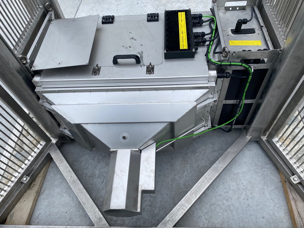 m_schletterer's tweet photo. Today we installed a @Riverwatcher_ at the #VSF Ovella at the HPP #GKI. The unit consists of an #infrared #scanner and a #camera - a great system for #monitoring #fish #migration to assess seasonal migration patterns. #GKI #TIWAG #IamHYDRO @BOKU_IHG https://t.co/l4UAbiiC9N