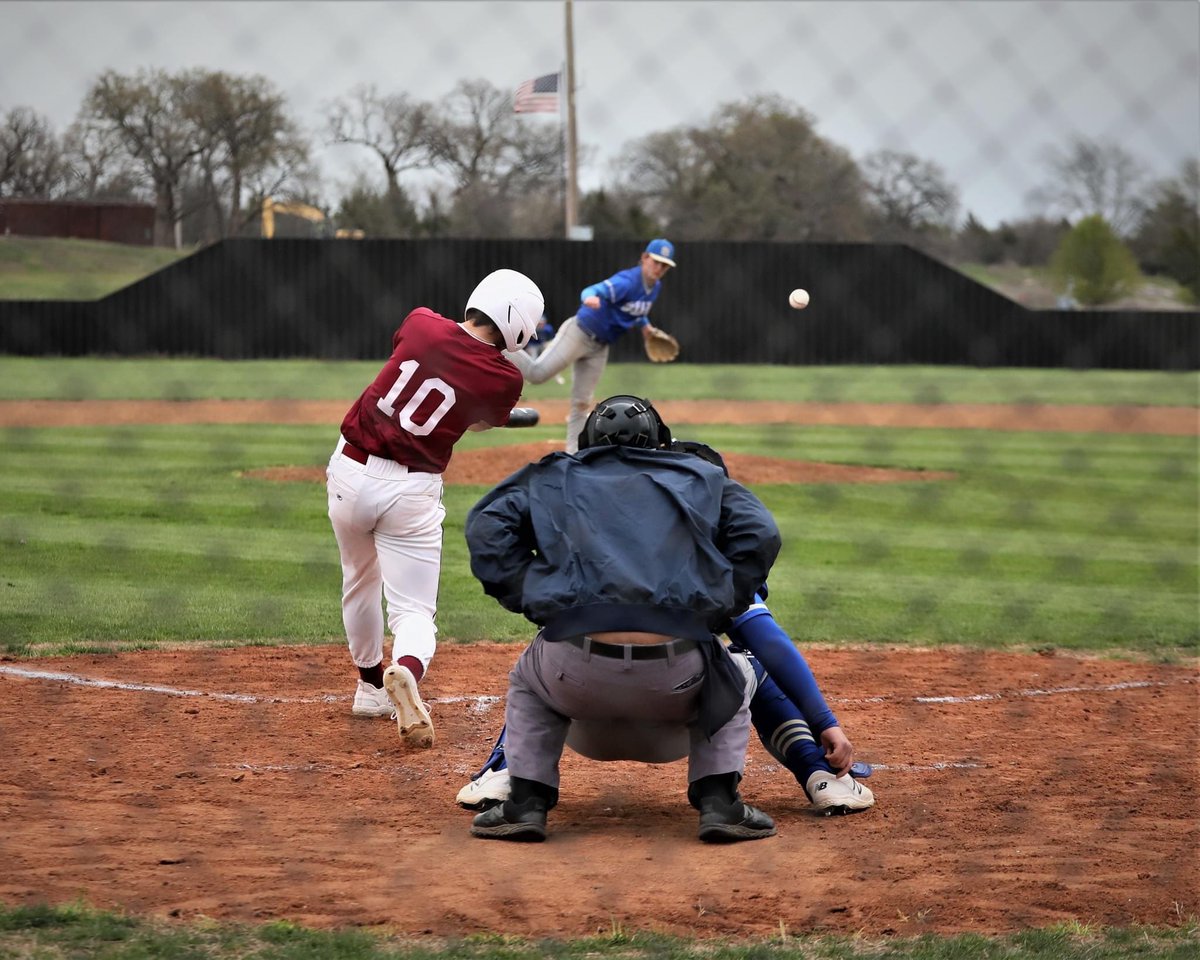 I want to S/O these three they are off to a hot start ! Class of ‘24 Keep Swinging 
<a href="/Isaiah7224/">Isaiah Hernandez</a> CF .588 BA .787 OB% .647 Slug% 
<a href="/calvinmendoza0/">calvin</a> C/P .423 BA .531 OB% .462 Slug %
<a href="/AndrewCarp10/">Andrew Carpenter</a> 1B .350 BA .518 OB% .700 Slug% 
<a href="/BUncommitted/">Baseball_Uncommitted</a> <a href="/ArdmoreHS23/">ArdmoreHSBaseball</a> @PBR_Oklahoma <a href="/PG_Uncommitted/">PG_Uncommitted</a>