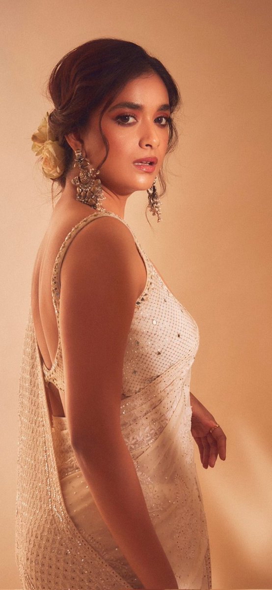 Lovely_Queens1's tweet image. #KeerthiSuresh