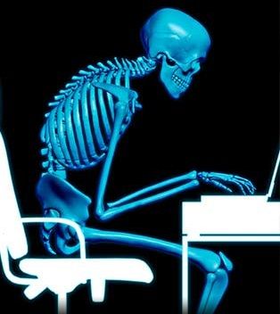 _AshleyRichmond's tweet photo. Sitting in front of a computer is destroying your health.
If you sit for more than 6 hours per day, youβre increasing your risk of
- Heart disease
- Osteoporosis
- Obesity
- Death
Here are 7 exercises that will reverse the damage of sitting: https://t.co/CsF69ODx8n