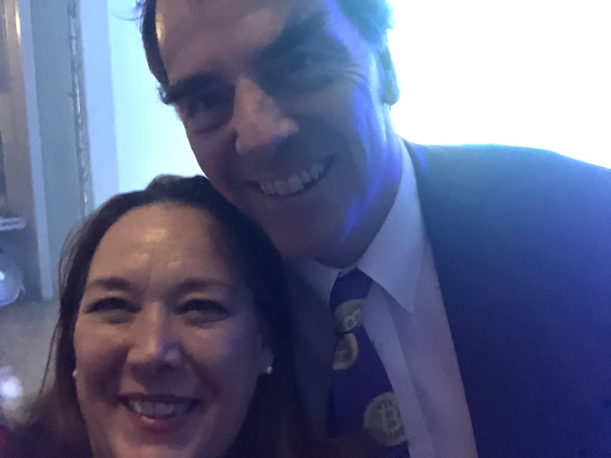 FrontierDAO's tweet photo. Best ever finish to @signalweek Quick Q&A with #startuphero & all-time legend @TimDraper You Are Still The Best! #frontierregistry https://t.co/KajZPStWdl