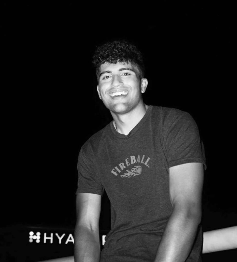 Our next Brother Spotlight is senior Jordyn Newman!

Jordyn is finishing up his degree in Management with a license in Real Estate Sales. This summer, Jordyn will be moving to St. Louis post graduation to continue his real estate career. 

In addition to… instagr.am/p/CqIq8wVuLMn/