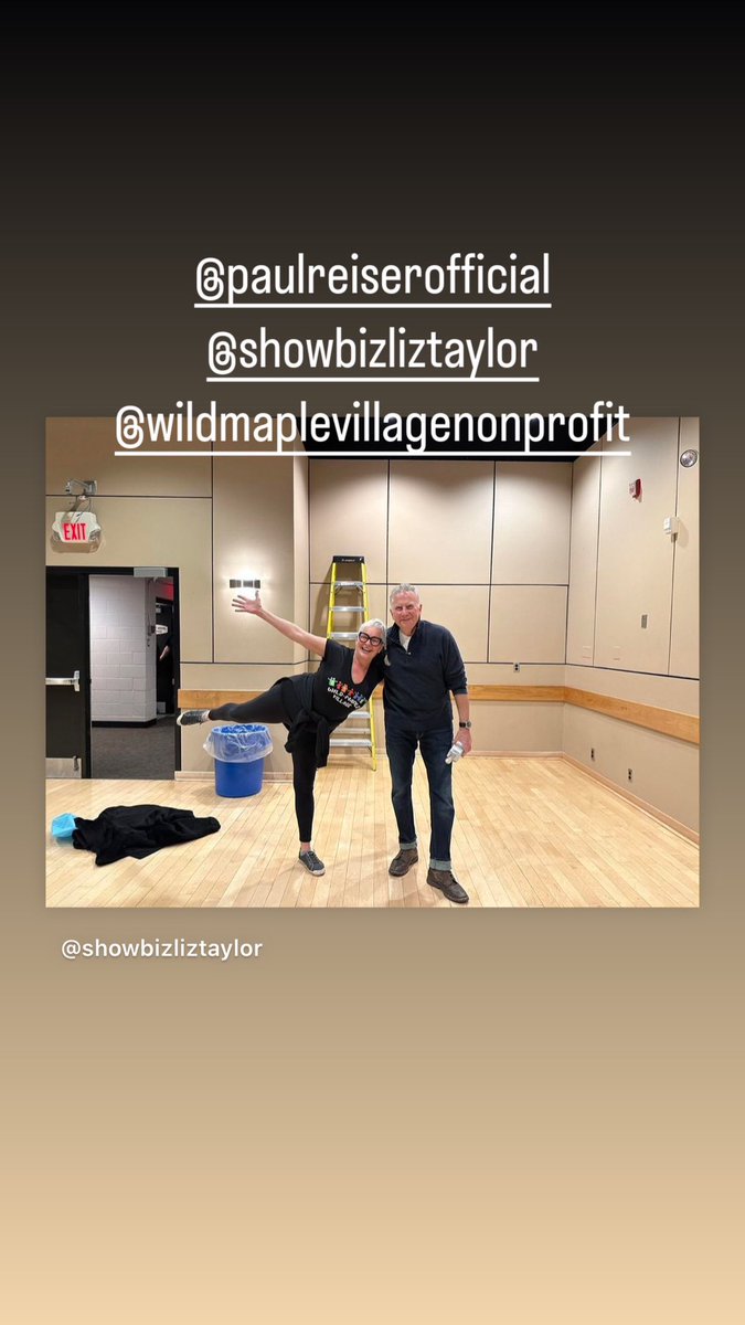 Liz Taylor tweet media
