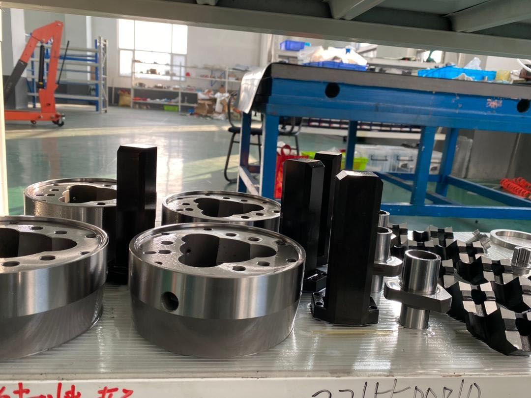 BOSSCHUCKLtd's tweet photo. We have the Best equipments for your workholding... 
#Chuck
#machininglife
#workholdingsolutions
#workholding
#machinery 
#manufacturingengineering
#machinist #technologysolutions
#machinists
#servicetech
#cnc https://t.co/tcF0AWeNf3