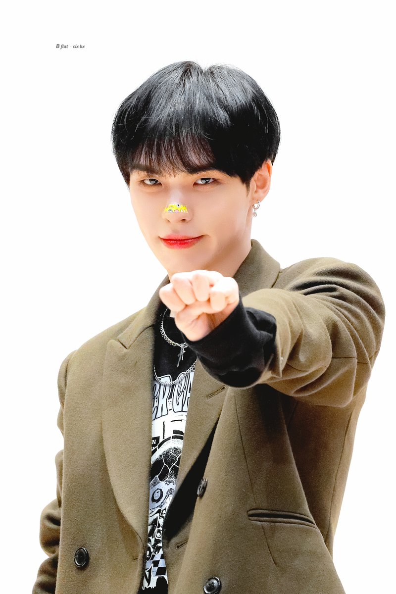 Bflat_x's tweet photo. 221015 팬사인회 🐶🐾
#CIX #BX #병곤 https://t.co/0rQZIKLcNb