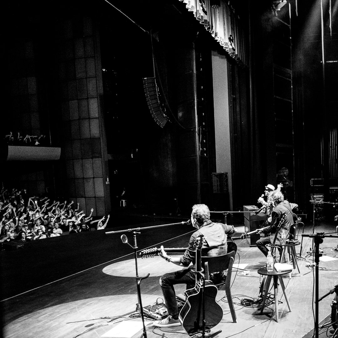 Nossos shows estão voltando! #TBT pra lembrar dessa energia maravilhosa.

Fotos: @guilhermeleitefotografia