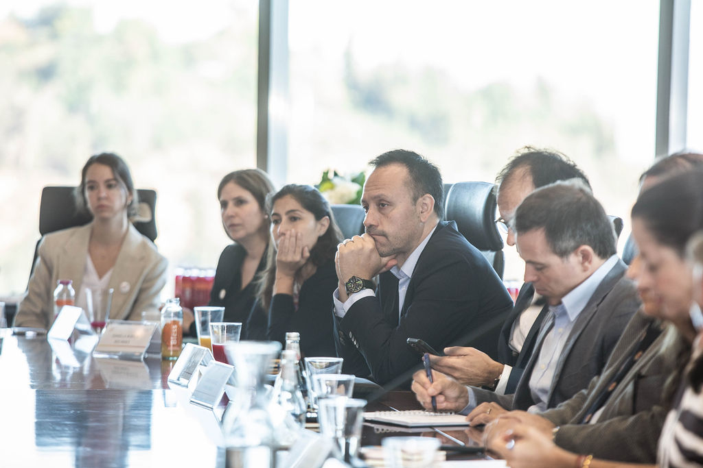 WEC_Chile's tweet photo. “Tenemos el desafío de acompañar, motivar la integración de los estados, a través del diálogo multilateral en materia energética en la región”, explicó @AndresReboll, Secretario Gral. de @OLADEORG durante el último #WECCafé 
Lee la nota: https://t.co/2CWY0u6tM3

#HumanisingEnergy https://t.co/CdGHaObbYt