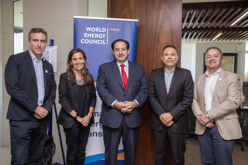WEC_Chile's tweet photo. “Tenemos el desafío de acompañar, motivar la integración de los estados, a través del diálogo multilateral en materia energética en la región”, explicó @AndresReboll, Secretario Gral. de @OLADEORG durante el último #WECCafé 
Lee la nota: https://t.co/2CWY0u6tM3

#HumanisingEnergy https://t.co/CdGHaObbYt