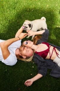 NationalMJNews's tweet image. Enjoying music while high is another all-time classic cannabis activity.

Read the full article: 10 Awesome Things to do While High
▸ tnm.news/07af5570

#ExcitingThings #FunActivities #GoodBuzz #StandUpComedyShow #VinylRockClassics #ClassicStonerActivities