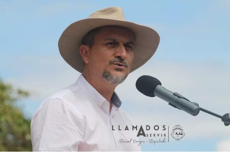 Con el financiamiento del crédito del BCIE se ejecutarán cerca de 300 proyectos de recuperación de infraestructura en riesgo, que incluyen más de 80 puentes, 88 tramos de carreteras, intervenciones en 47 centros educativos en riesgo, desarrollo de proyectos de vivienda