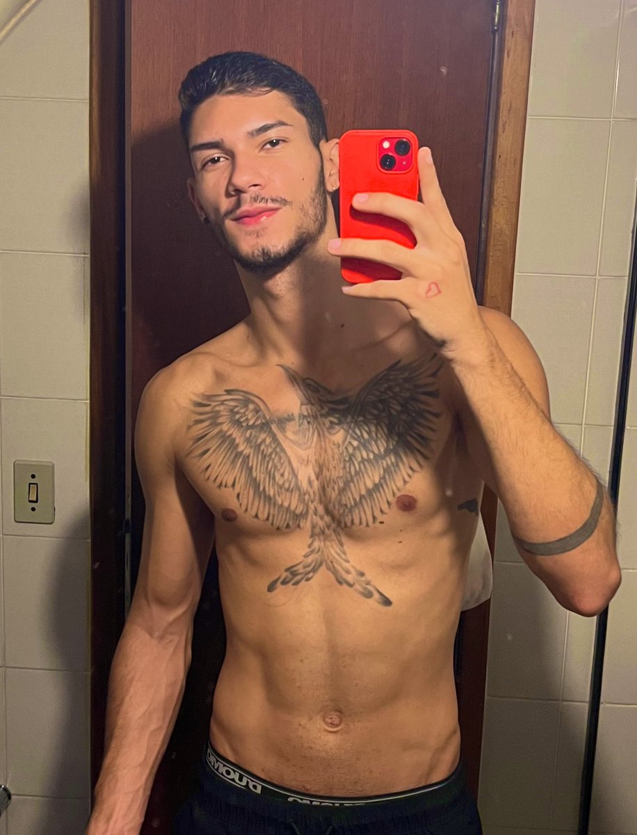 Sirs Models on Twitter: