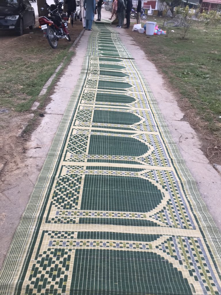 fatimasadozai's tweet photo. Bismillah ✨
Ramzan Dastarkhawan started in G-10/1.
Per Person Cost: Rs.250/-
#EHands #ActForHumanity #RamzanBlessing https://t.co/3aHppuz57k