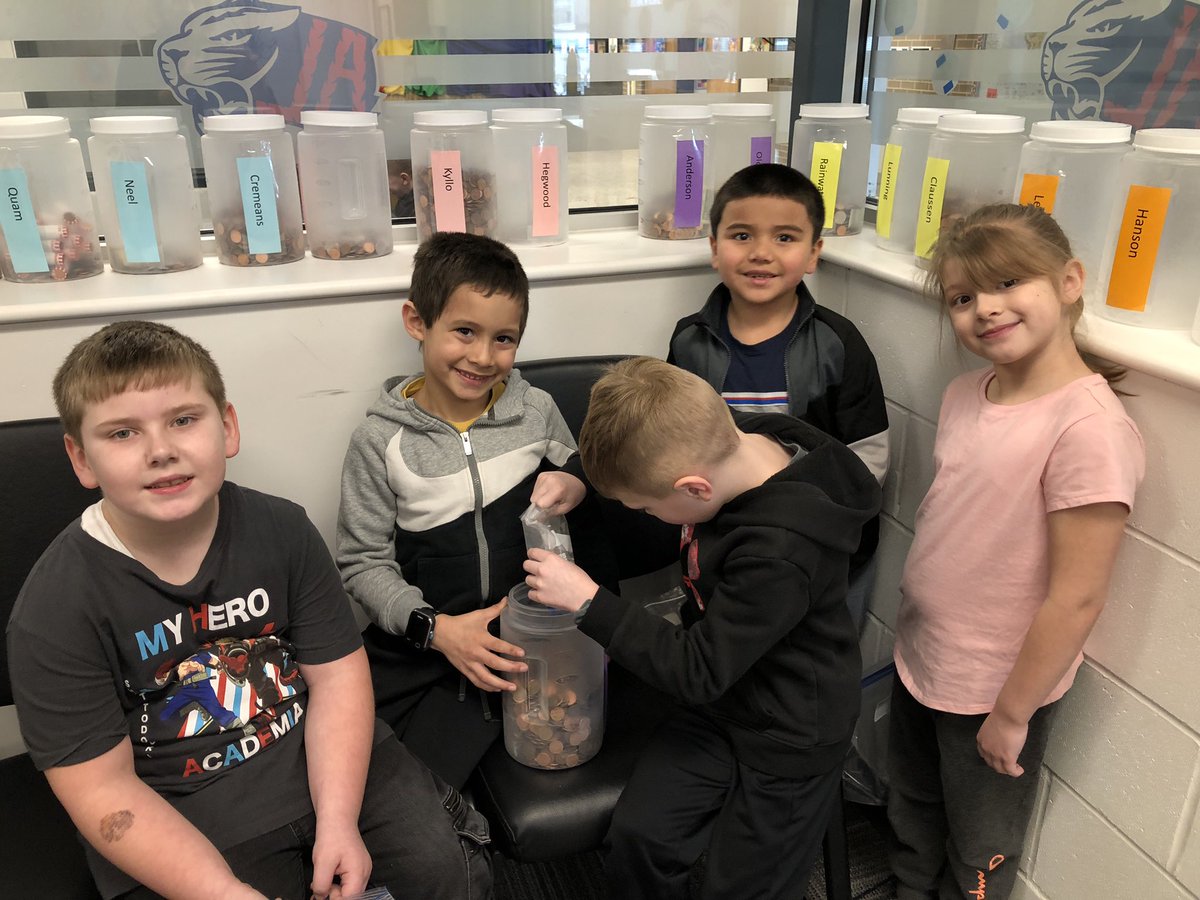 Halversontweets's tweet photo. The Penny War is on at Halverson. The students are very excited to add their pennies to their classroom jar. Tomorrow is the last day. We are excited to count and see which class will win the competition. Thank you all for your support. @AlbertLeaSchool #halversonrocks https://t.co/RYtU33Ld9z