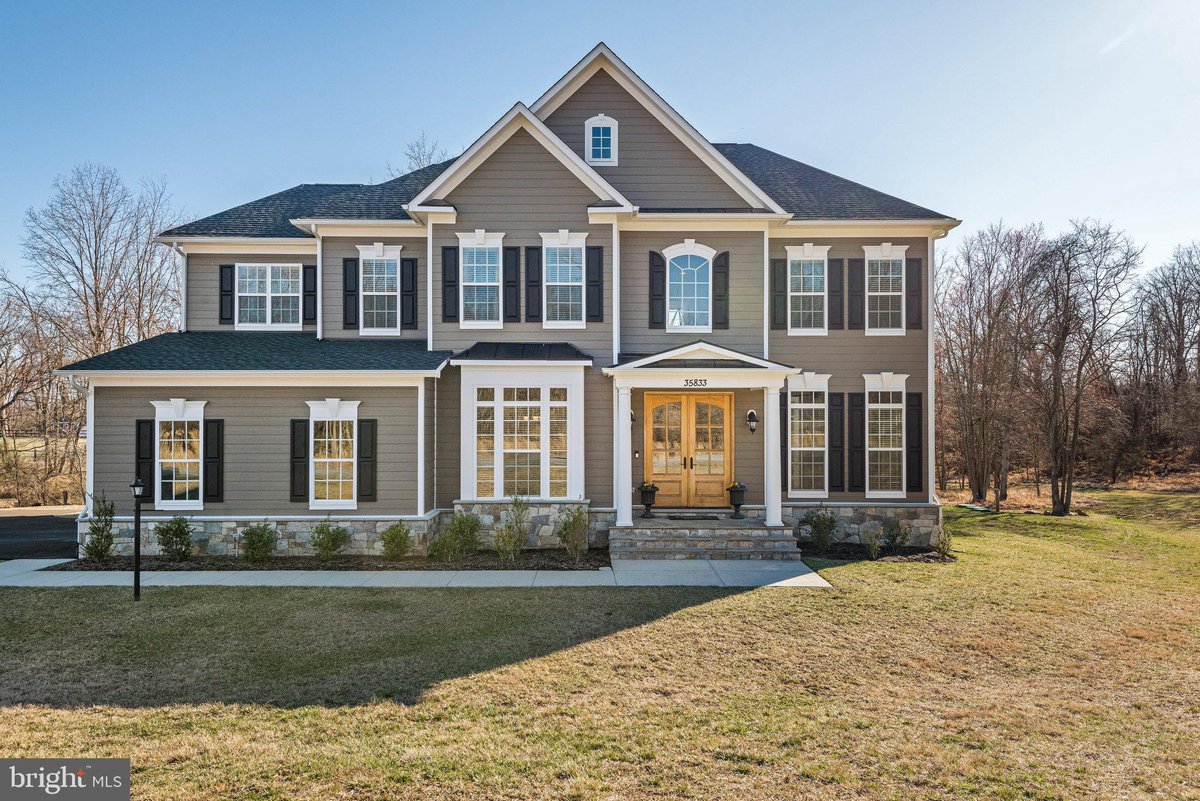 Just Reduced!  $1,299,000.00, 4BR, 4BA, 35833 BILLINGSWORTH PL, Purcellville, VA 20132, Full Details 151018590.homesconnect.com/Listing/328201…