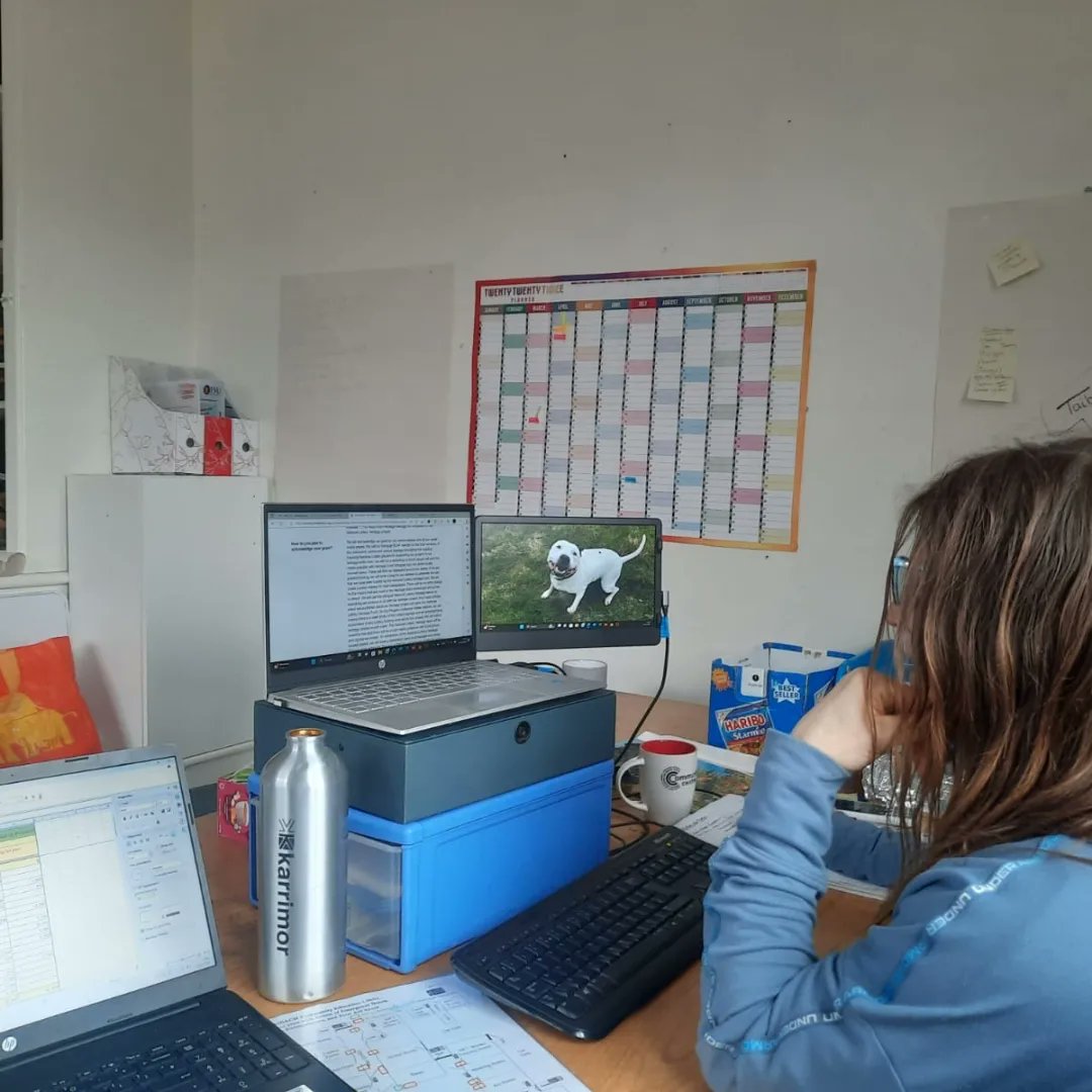communitypt's tweet photo. Proud to say we finally submitted our heritage application to the National Lottery Heritage Fund today. Fingers and toes crossed for our lovely centre! #teamworkmakesthedreamwork #workingtogether #community @communitypt @CicPhysical https://t.co/paX0Rx4ek1
