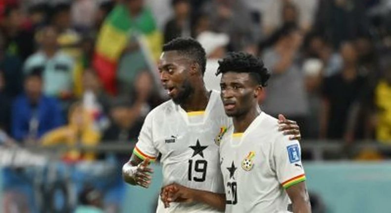 PulseGhana's tweet photo. Kudus in, Andre Ayew out as Chris Hughton names Ghana’s starting line-up against Angola https://t.co/YpSL3FMQHt https://t.co/FtrVSgTktm