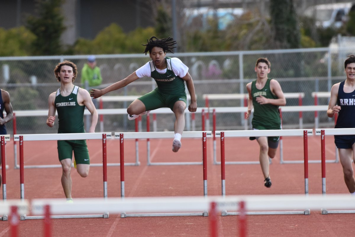 tlinetrackxc's tweet photo. Congratulations to the track and field team for defeating River Ridge!  The boys team won 131 to 15 and girls team won 80 to 68 with a combined 24 first place finishes and several personal records set.   Next track meet is the Kent Meridian Invite in Kent this weekend. https://t.co/6iz1uvqNFQ