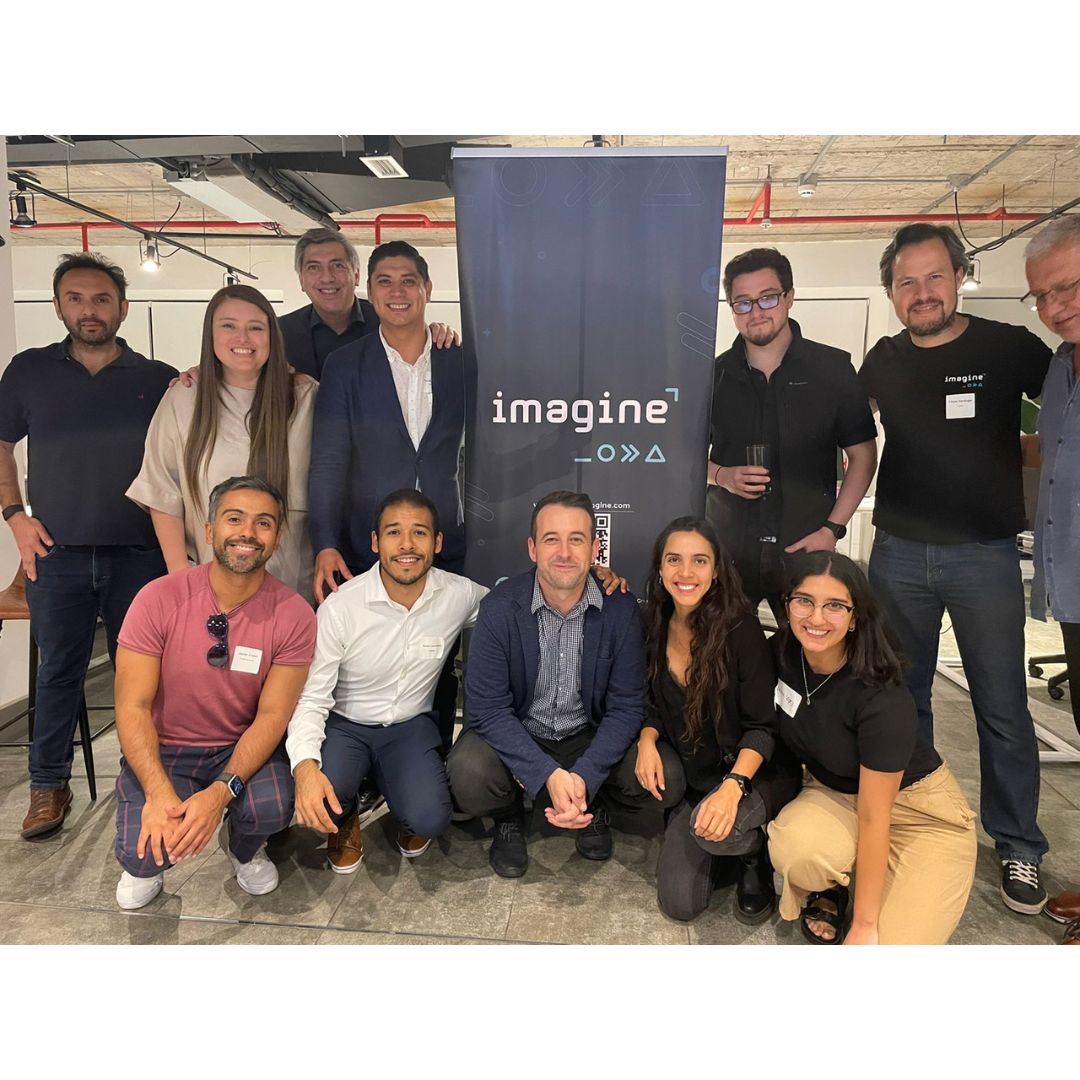 imaginefund's tweet photo. Ayer celebramos un nuevo LP Meeting de Imagine Ventures en la casa de nuestros amigos de @cleveritgroup.

Te invitamos a llenar el formulario de “Imagine Ventures” para evaluar tu startup acá: https://t.co/39HqYwAL6z 

#Imagine #ImagineVentures #Emprendimientos #Startup https://t.co/NhWu3vAb20