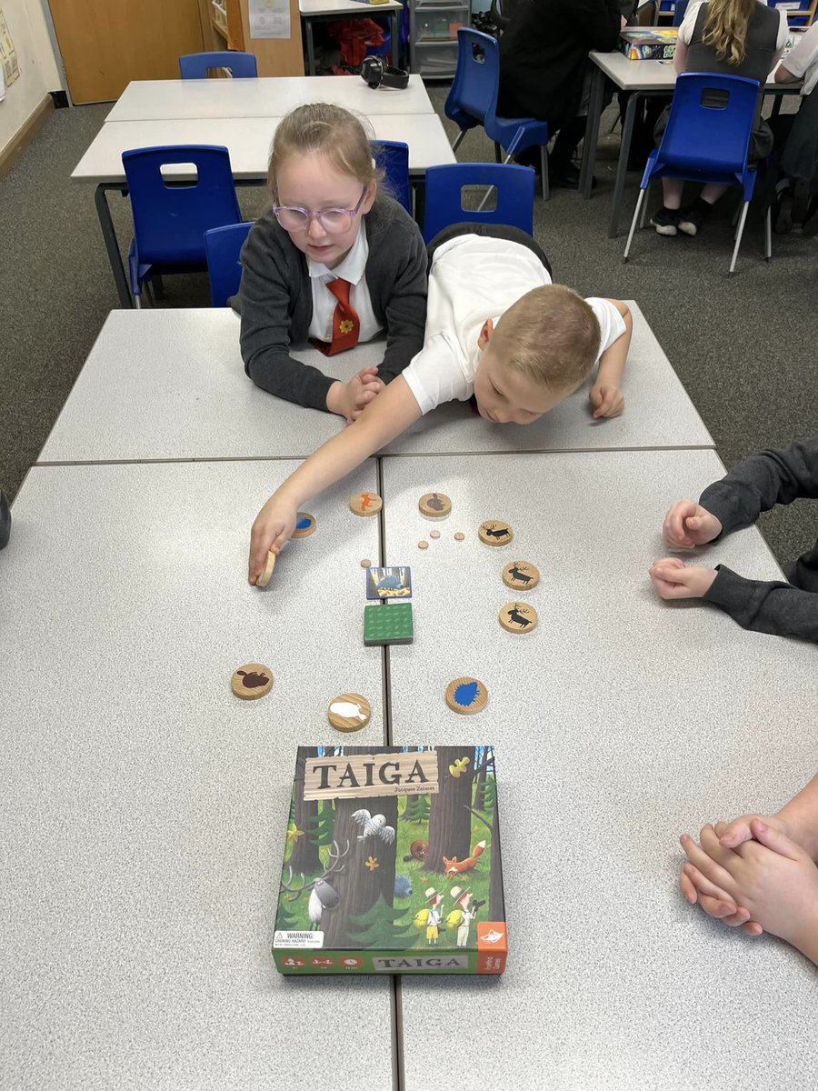 imagigaming's tweet photo. A very busy and fun day today at one of regular schools…. Year’s 3, 4 and 5 all having a fantastic time having oodles of fun whilst learning!
@AsmodeeUK #coiledspringgames #logisgames @Aletogames1 @FoxMind
#schools #education #boardgames https://t.co/vAMoab6rFi