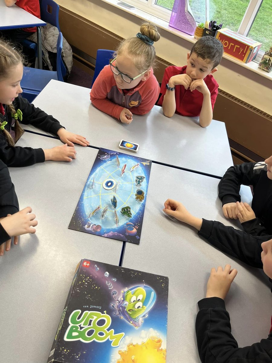 imagigaming's tweet photo. A very busy and fun day today at one of regular schools…. Year’s 3, 4 and 5 all having a fantastic time having oodles of fun whilst learning!
@AsmodeeUK #coiledspringgames #logisgames @Aletogames1 @FoxMind
#schools #education #boardgames https://t.co/vAMoab6rFi