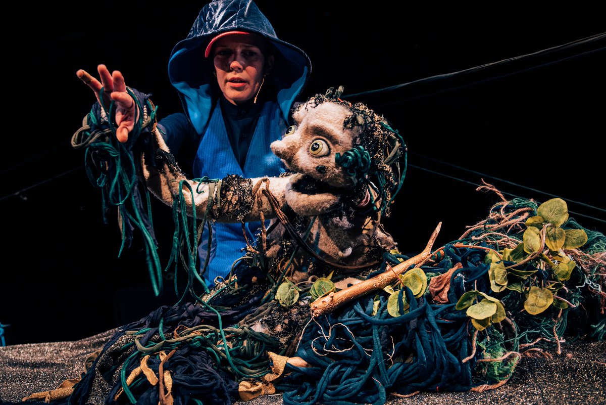 Ariadne - a Mess Tehdasteatterissa vielä muutaman kerran! Viimeiset esitykset 23.3. klo 19 / 24.3. klo 19 / 25.3. klo 19 / 30.3 klo 19 ja su 31.3. klo 15. Lämpimästi tervetuloa! 

#merjapöyhönen #turku #nukketeatteri #kuumaankanpoikanen <a href="/anttijuhhani/">Antti-Juhani Manninen</a>