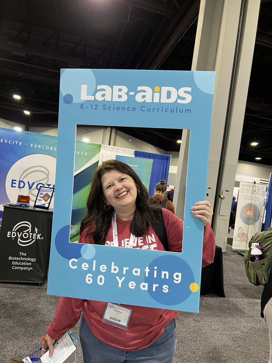 BisesiScience's tweet photo. NSTA!! @labaids https://t.co/6dXY4uj6hw