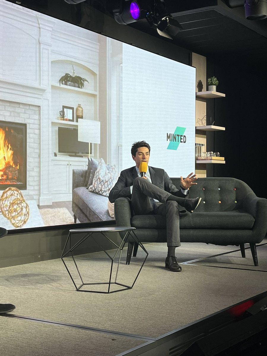 Artefact France tweet media