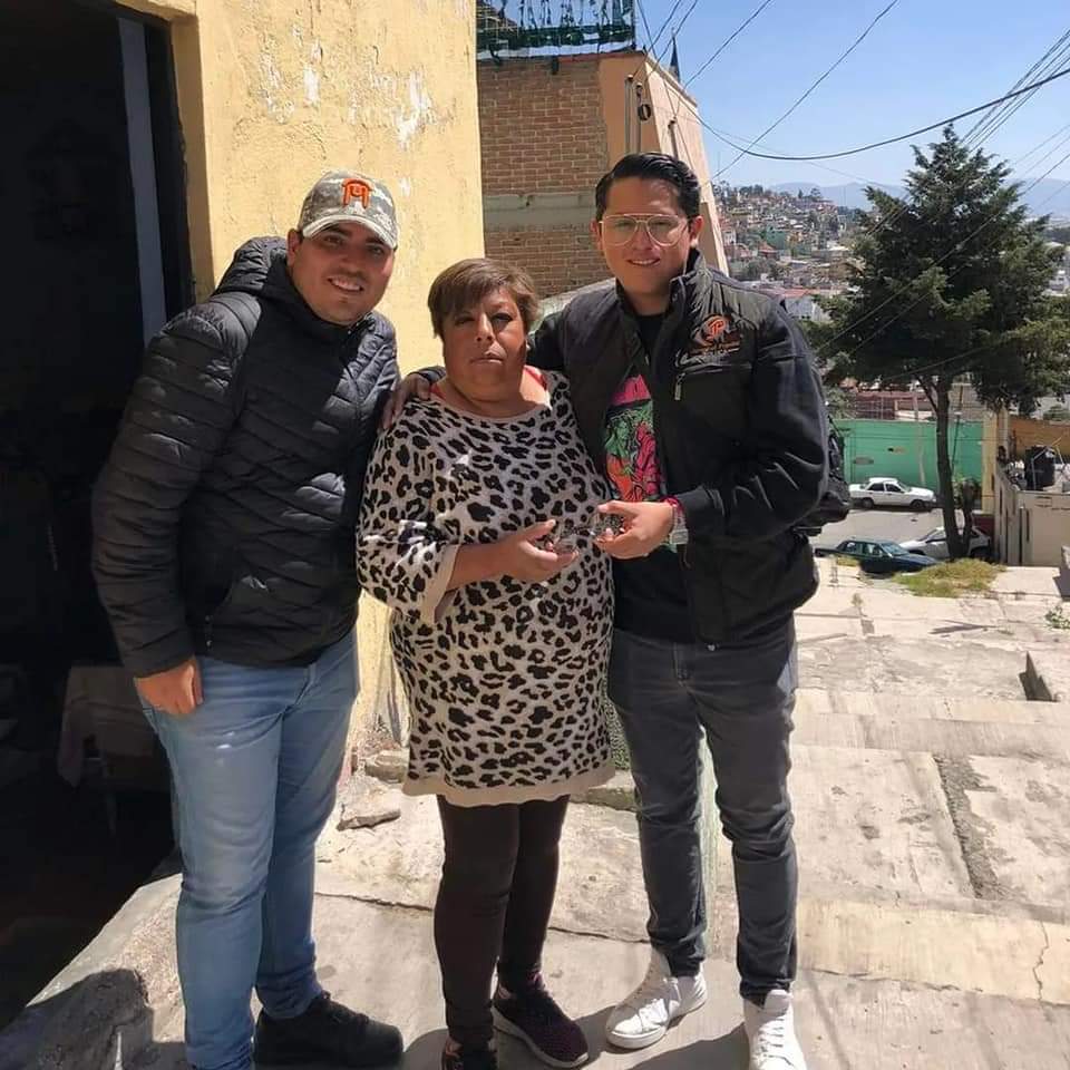 Julian_nMC's tweet photo. Nuestro lunes fue con nuestros amigos y amigas del Coporo, en donde regresamos por la gran demanda que ha tenido nuestra Jornada Visual, como siempre un gusto acompañar a mi líder de la @JPopularTol @luislauba94.
@PRIToluca1
@melissavargasmx
@OmarVelazquezR
#ProgramaPermanente https://t.co/nZlbb8ufzb