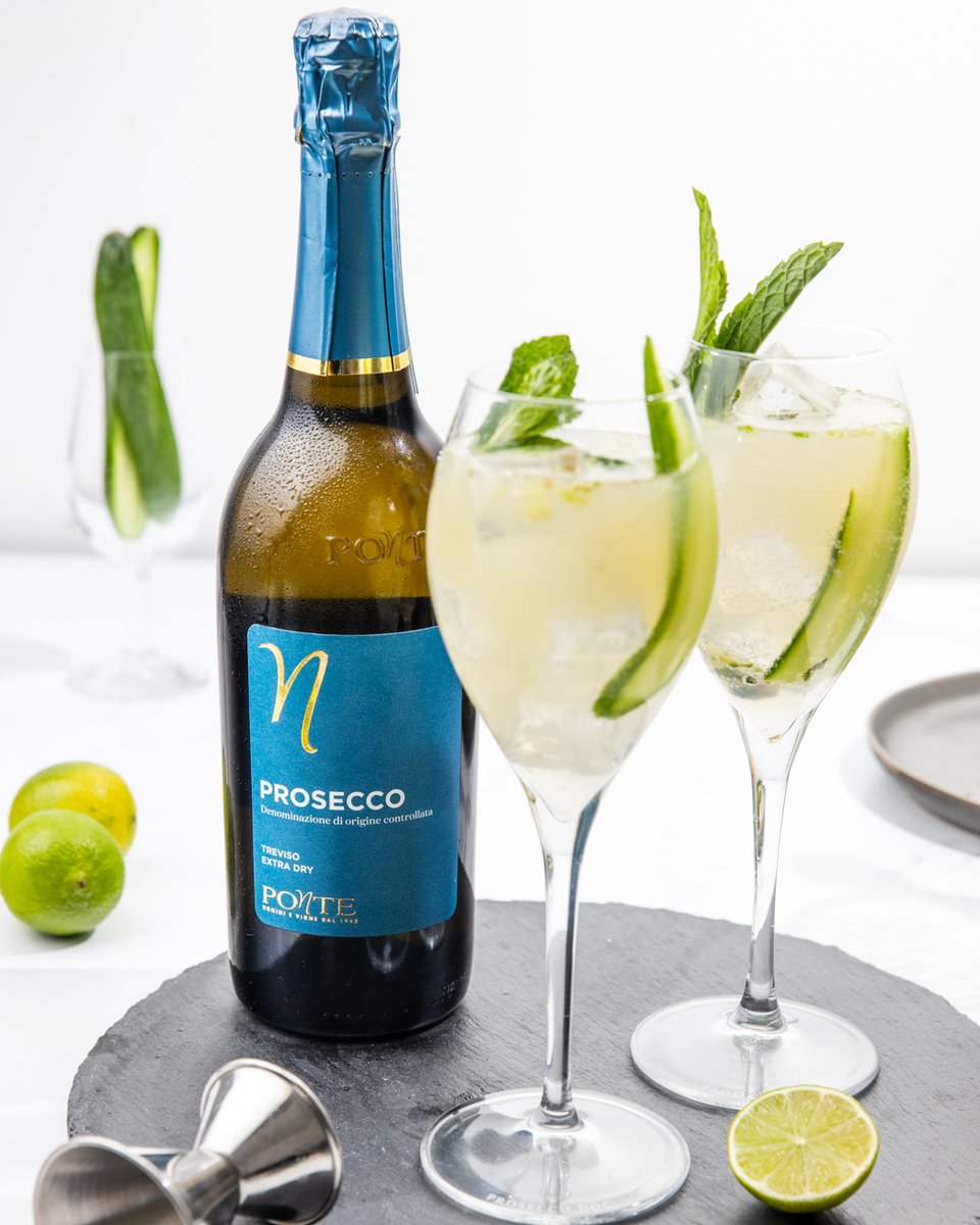 ColangeloPR's tweet image. Refresh your spring with a #ProseccoDOC Cucumber Mint Fizz! 🍾🥒💚 Mix cucumber, mint, and sugar together to create a juice, strain it into a chilled Tulip glass, and top it off with Prosecco DOC. Don't forget the cute cucumber garnish! @ProseccoDOC