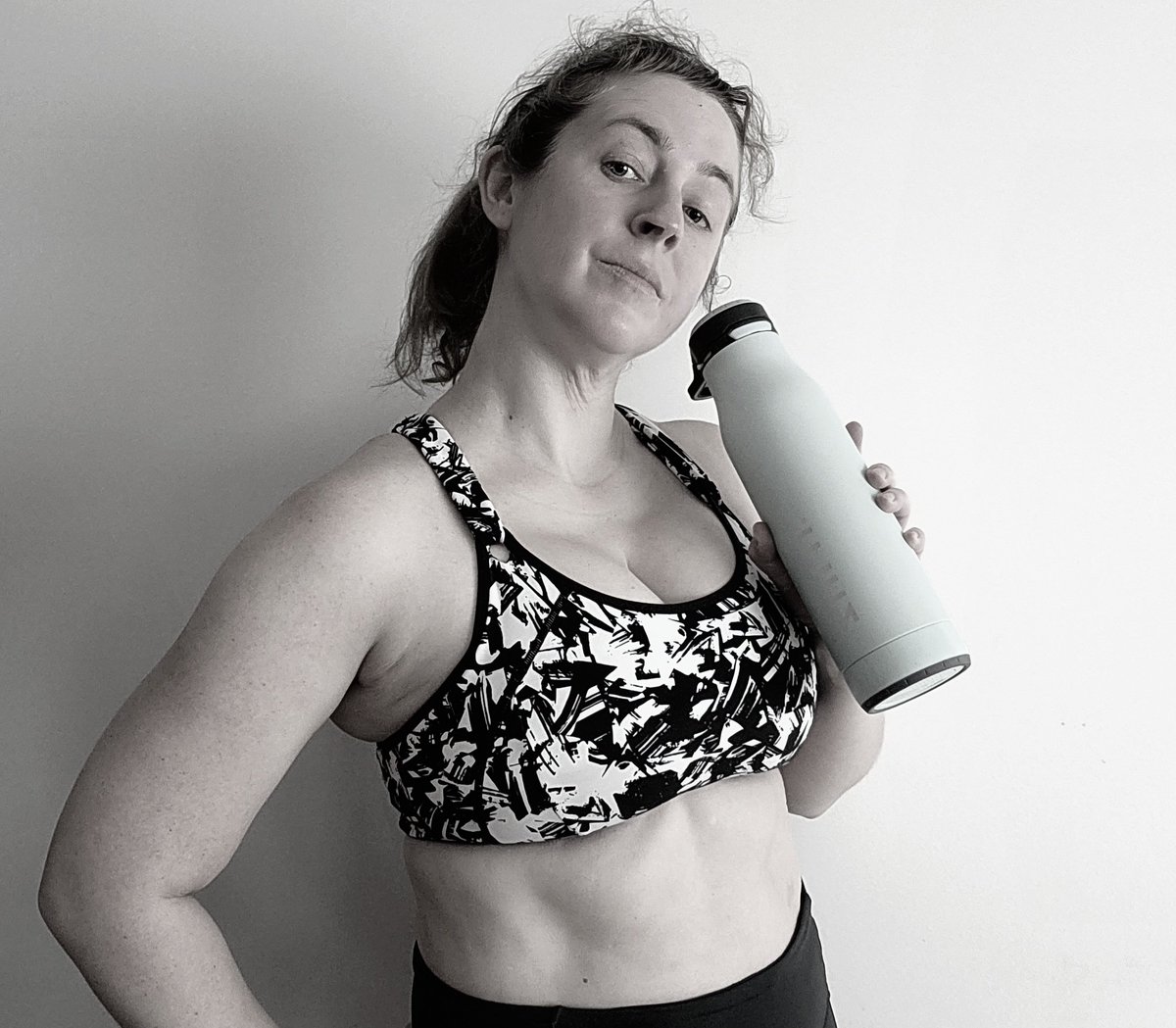 Hey, I don't think I ever showed you my new water bottle! Stay hydrated on this Thirsty Thursday!