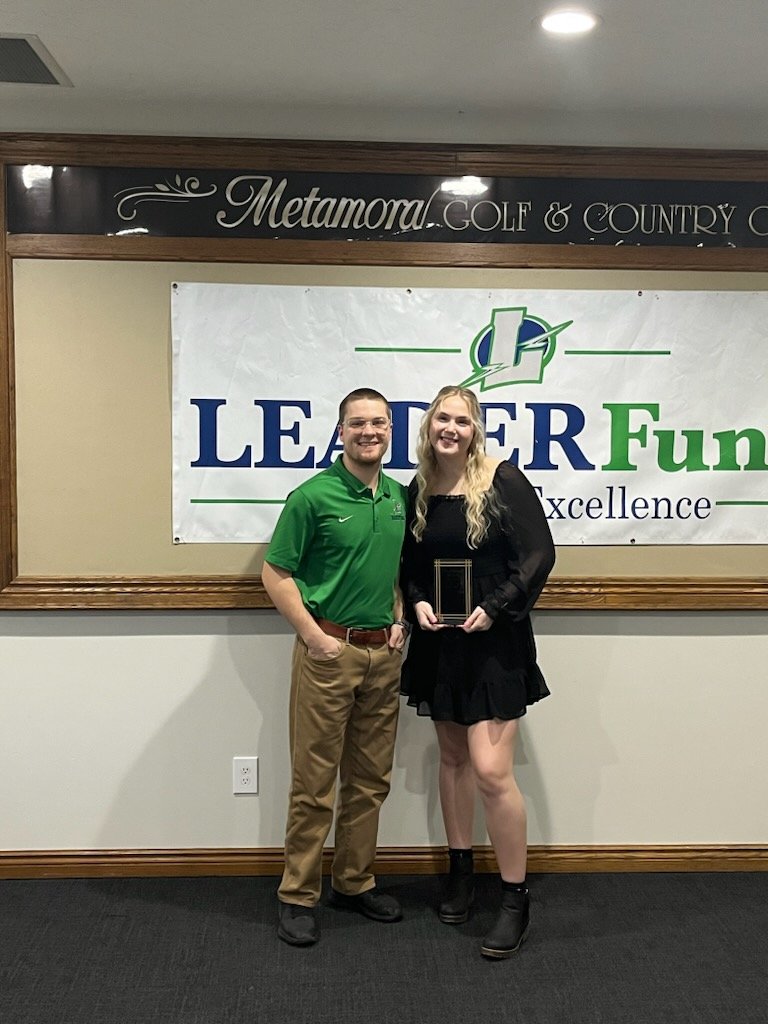 Lapeer_bball's tweet photo. Congratulations to @lexinorman6 as our Leader Fund Award winner! Lexi represents the leadership qualities on and off the court deserving of this great honor! https://t.co/PduigQejoU