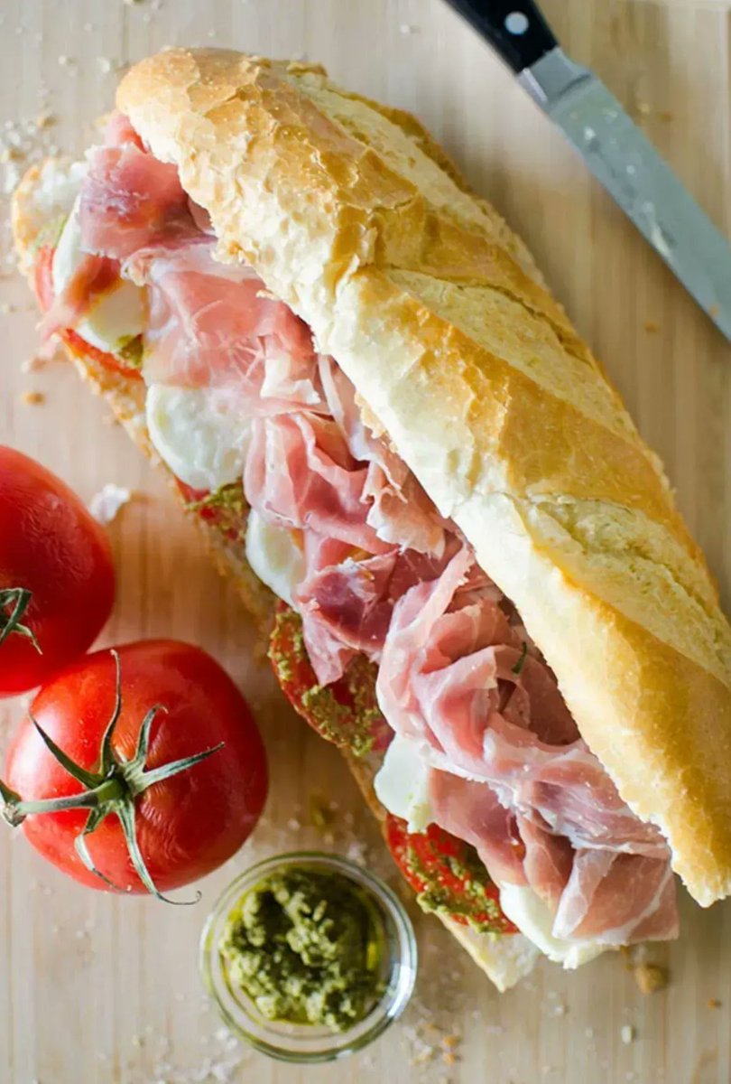 Louisa Clements tweet media