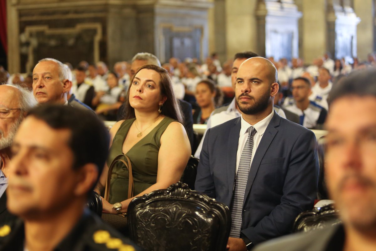 OpLeiSecaRJ's tweet image. 👉 Um #tbt recente mas muito especial 🥰

Missa em comemoração aos 14 anos da Operação Lei Seca.

Um dia para ser guardado no coração ❤️
📸 Magno Segllia

#operacaoleiseca #segov #igrejadacandelaria #errejota #rildy #cidademaravilhosa #throwbackthursday