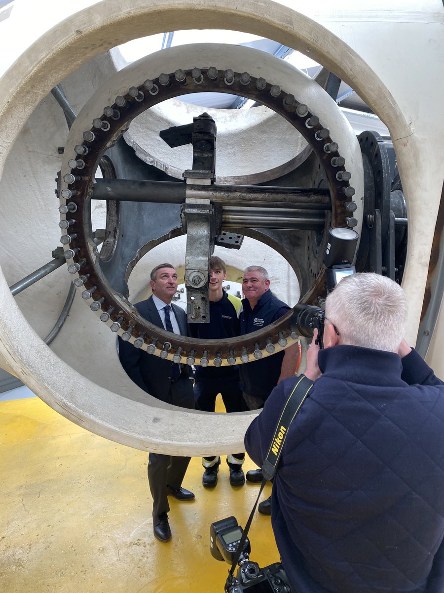 KerryETB's tweet photo. 🆕@NiallCollinsTD officially launched our Wind Turbine Maintenance Technician Apprenticeship today at @kerrycollegemvc
👇Read more about the apprenticeship below
https://t.co/SV6hyjz32J
#kerryetb #offeringchoice https://t.co/Ml0nNYdgjO