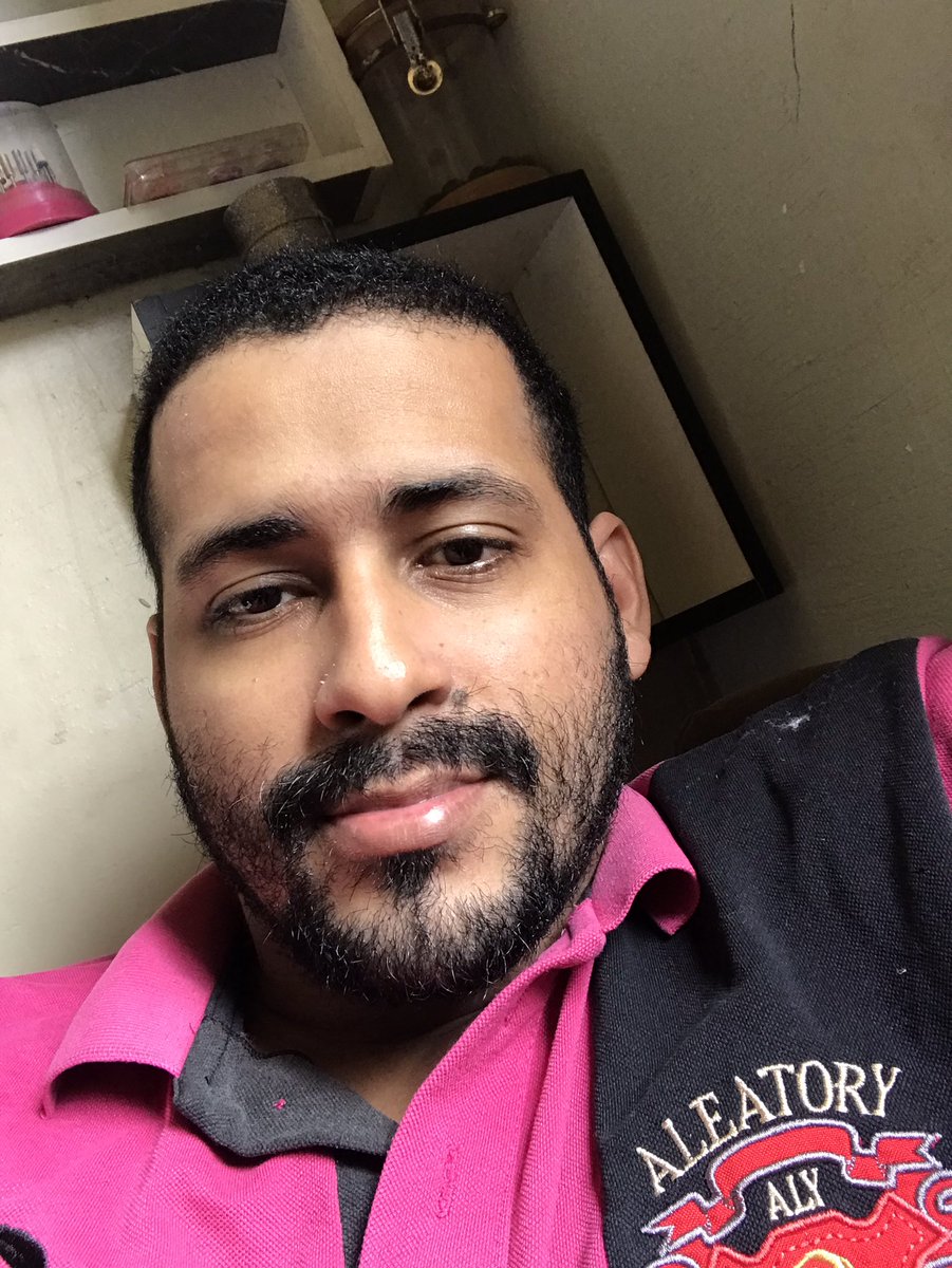 MicaelR93's tweet photo. Oi povo 🤪🤪
#QuintaDetremuraSdv #SegueOFluxo #SDVBrasil https://t.co/eaOPsgCB35