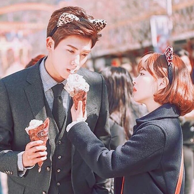 ⠀⠀

TFC with <a href="/slythstale/">종。T!</a>! The meow meows club. 😼

  ⠀⠀