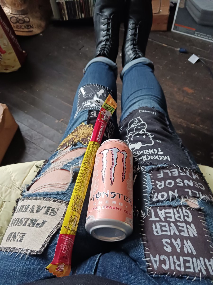 POV: you're queer and it's breakfast time