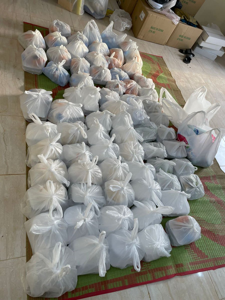 مشروع طبق الخير
١رمضان ١٤٤٤ هجري
تم بحمد الله و شكره وبدعم من أصحاب الأيادي البيضاء توزيع  140 طبق خيري على الأسر المتعففة و المقيدة بسجلات الفريق.
جزيل الشكر لكل المتطوعين والداعمين للمشروع ونسأل الله سبحانه وتعالى أن يتقبل منهم ويجعله في موازيين حسناتهم.