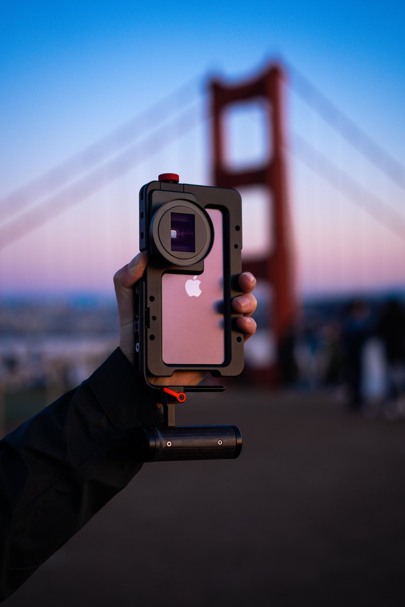 beastgrip's tweet photo. 1.55x Anamorphic Lens MK2 is the best 1.55 Anamorphic lens on the market for any smartphone #beastgripnation #beastgrip #smartphonefilmmaking #anamorphic #anamorphiclens #shotoniphone https://t.co/vIuvb9wZ6f