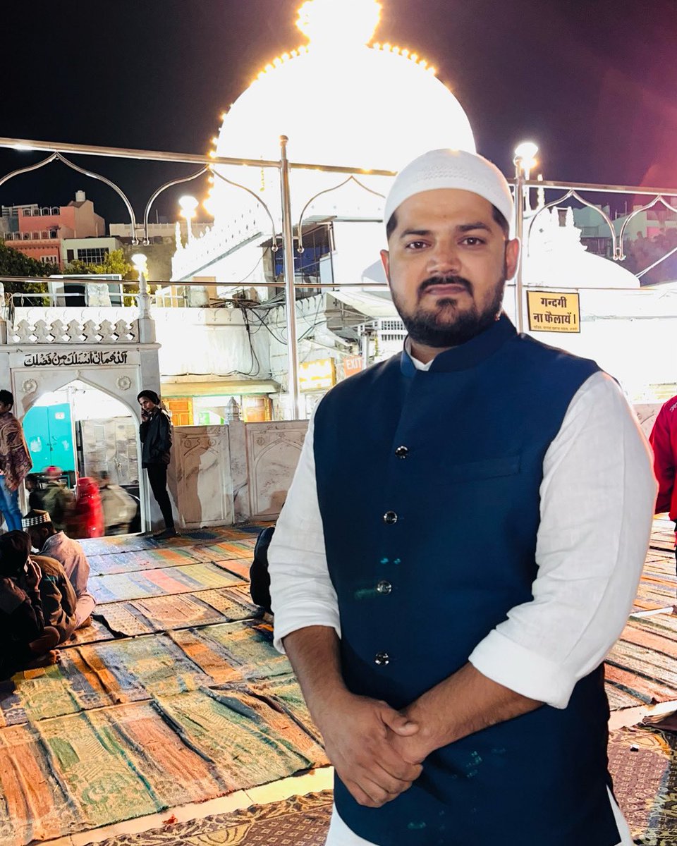 Firozpathansaf2's tweet photo. इबादतों का पाक महीना मुबारक ।
रमजान मुबारक । RAMADAN MUBARAK 

#RamadanMubarak #Ramadan #ramazan  #ramadankareem #Firozpathan https://t.co/T7idgsAbz3