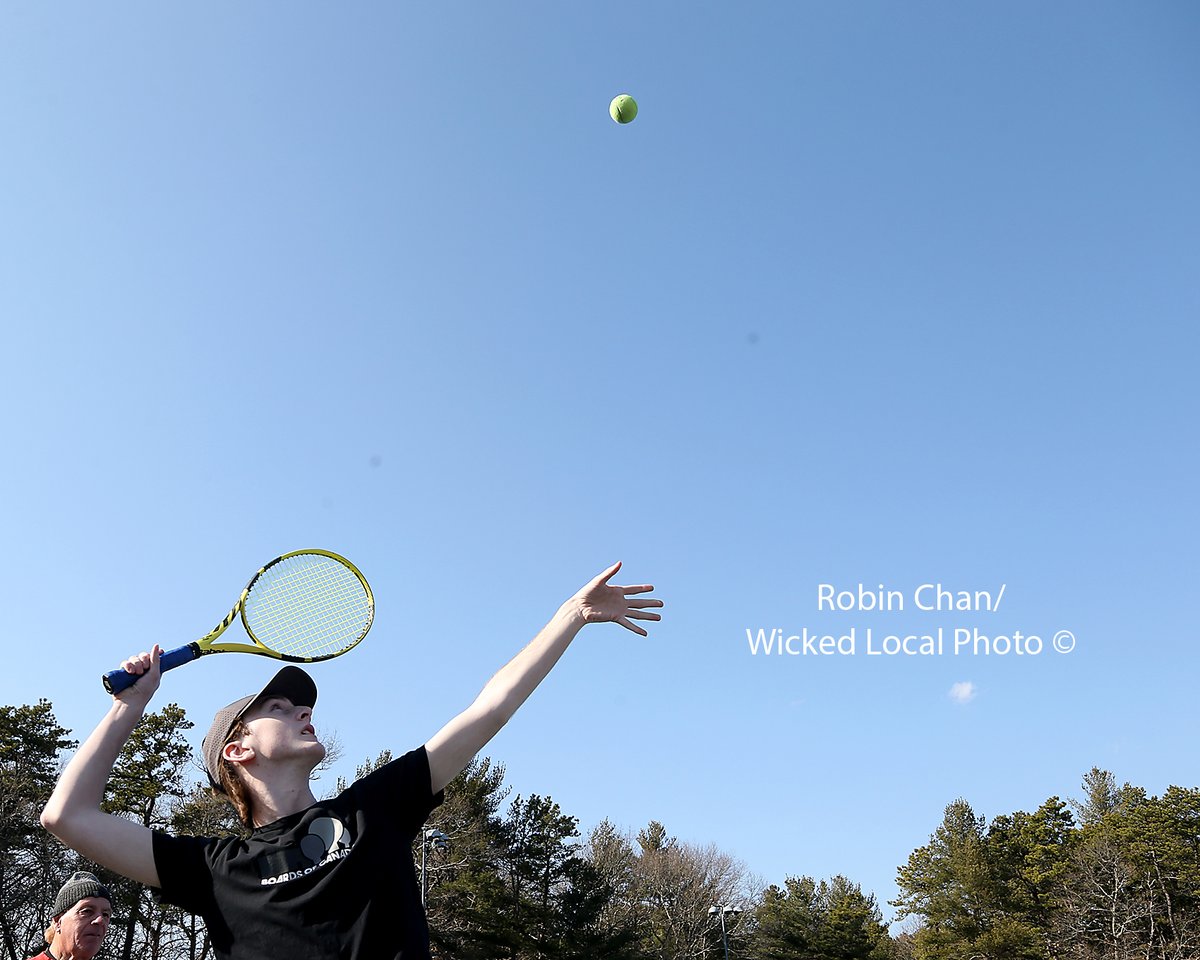 RChan_mariner's tweet photo. PHOTOS: Marshfield High's fields were busy with tryouts during first week of spring sports for boys lax, track, rugby, boys tennis, and softball #marshfield #springsports #talkingaboutpractice https://t.co/OpgmxQXt9r via @WickedLocal https://t.co/VPHBNFhXj5