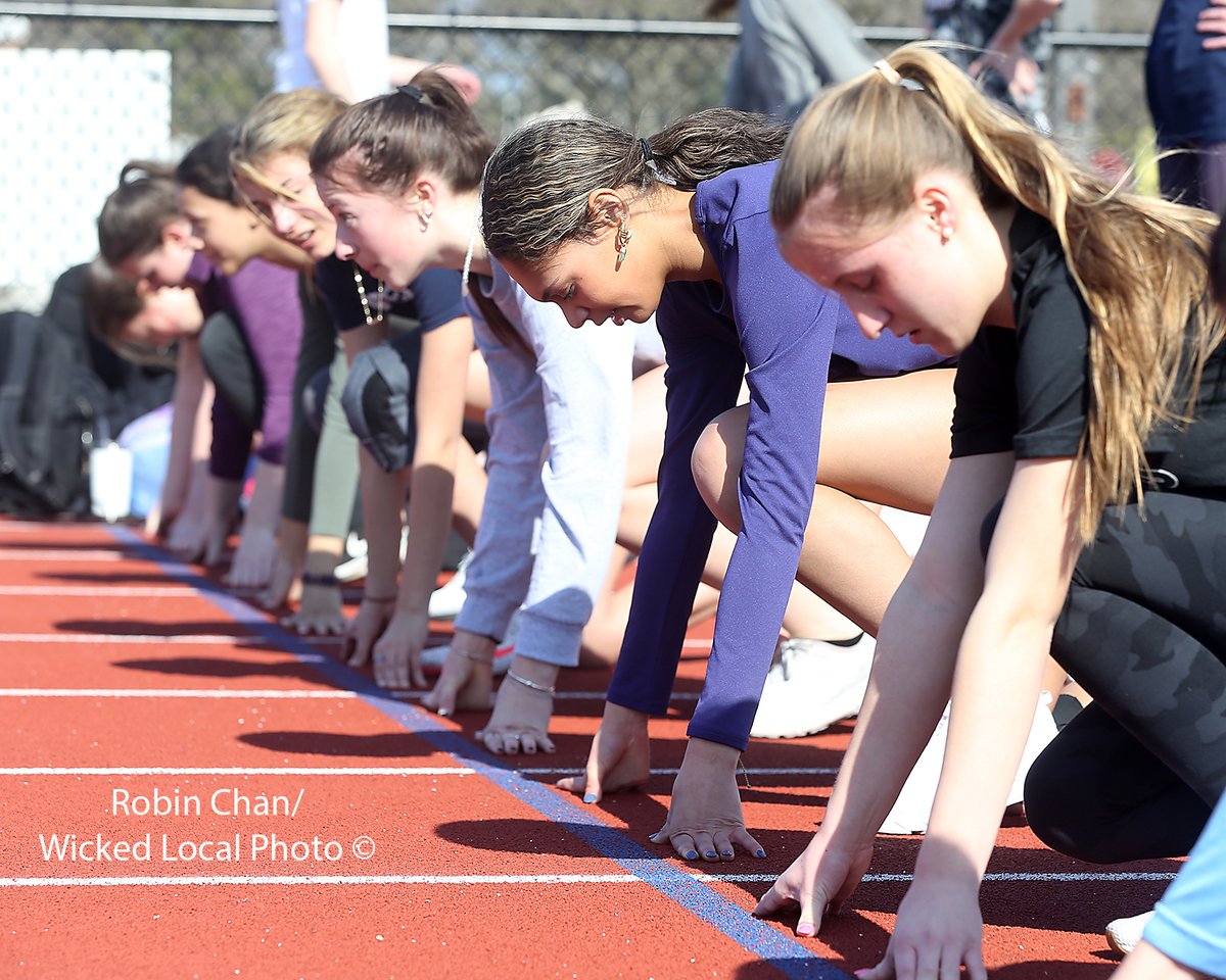 RChan_mariner's tweet photo. PHOTOS: Marshfield High's fields were busy with tryouts during first week of spring sports for boys lax, track, rugby, boys tennis, and softball #marshfield #springsports #talkingaboutpractice https://t.co/OpgmxQXt9r via @WickedLocal https://t.co/VPHBNFhXj5